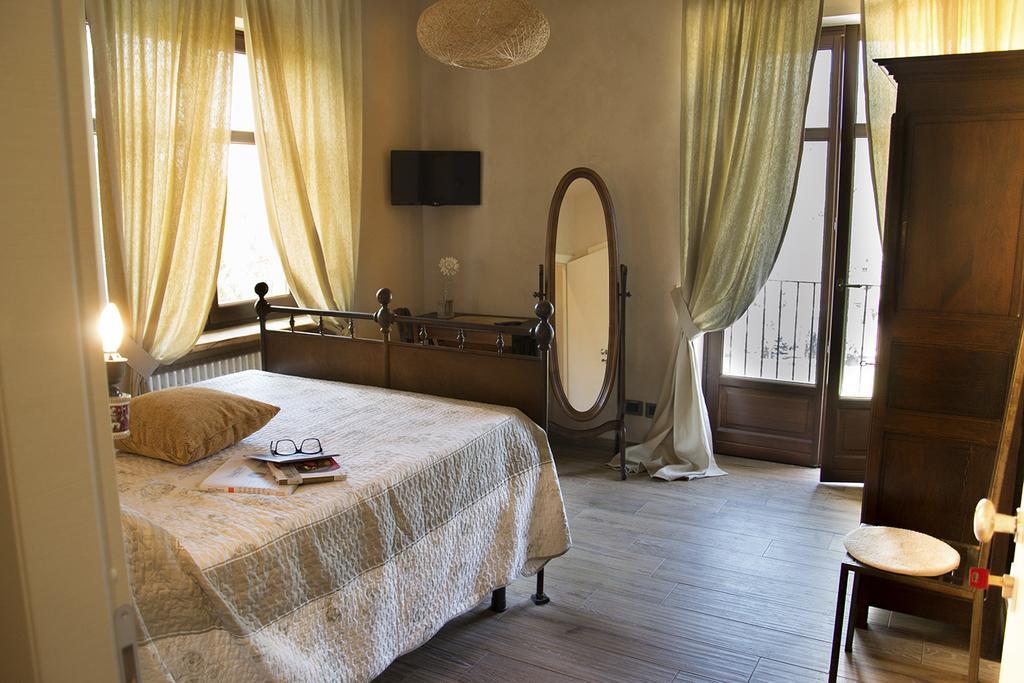 Villa Laura Castellinaldo Oda fotoğraf