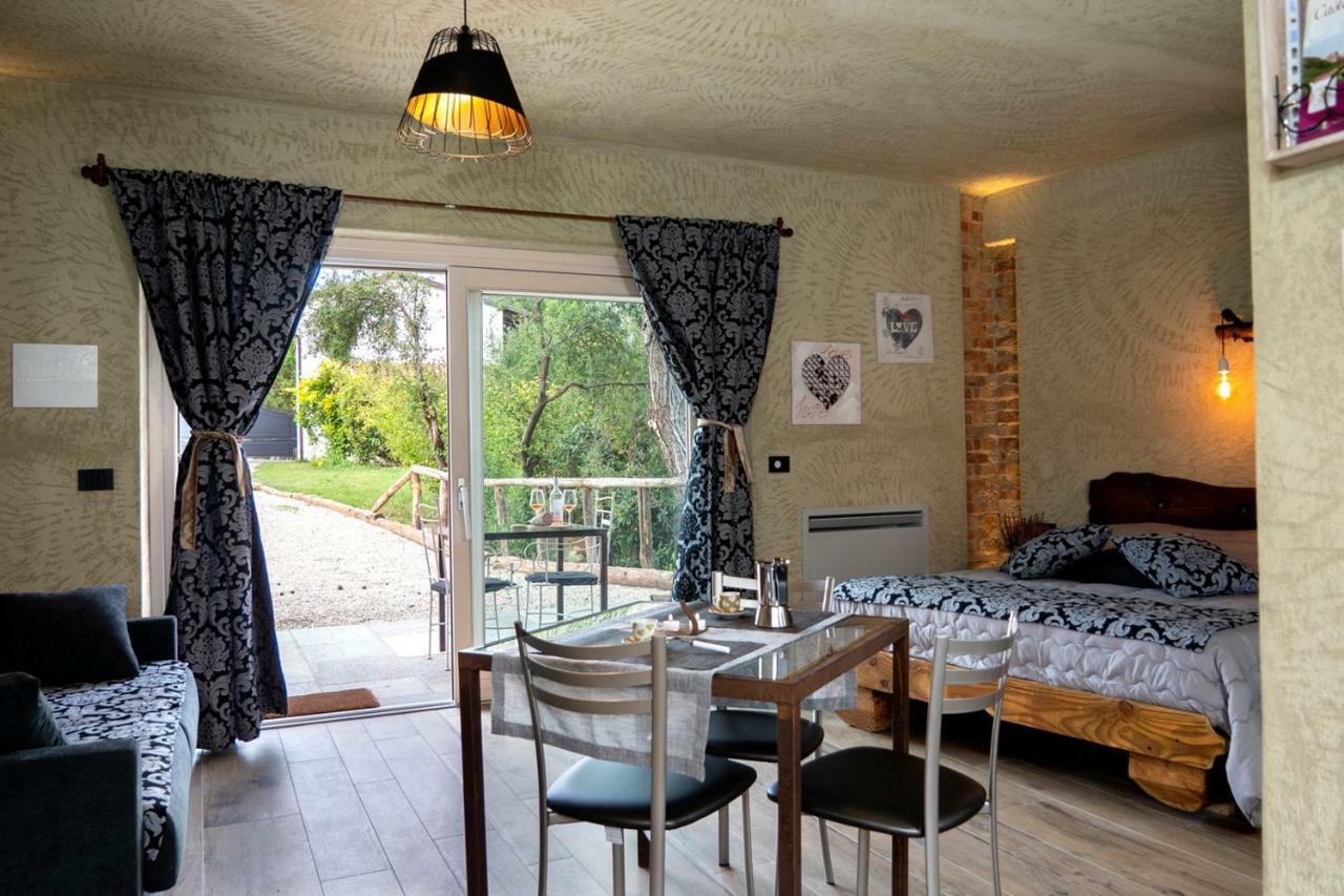 Villa Laura Castellinaldo Dış mekan fotoğraf